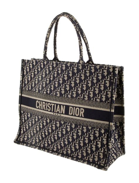 grosse dior book tote bag|christian dior tote bag personalized.